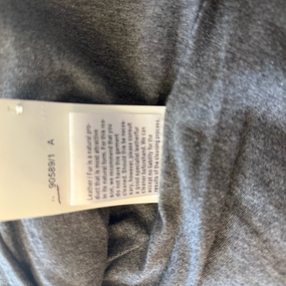 Marc Cain size 4 EUC leather “vintage” chocolate brown leather Quilted moto Vest - Picture 9 of 15